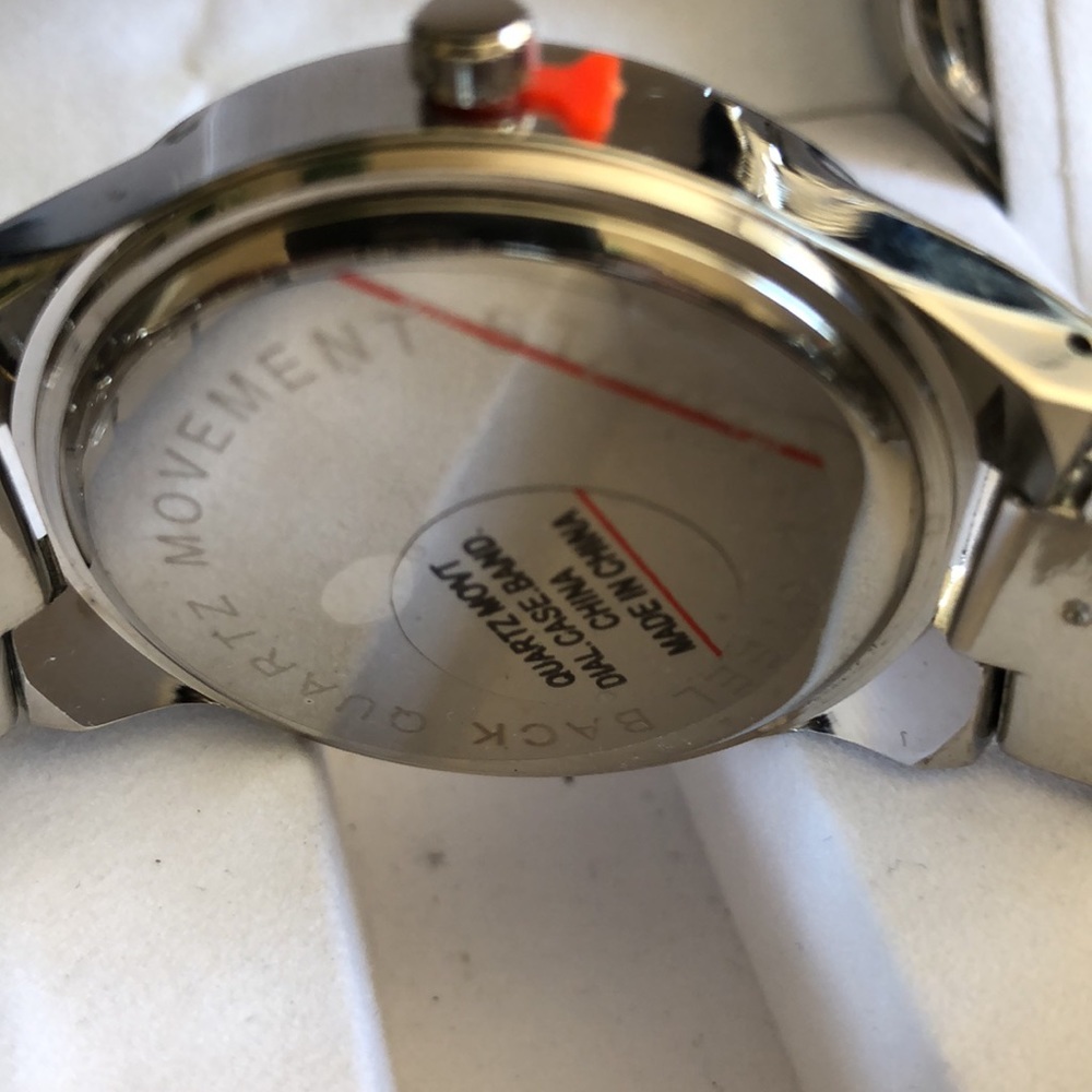 NEW His/Hers Silver Stainless Watches - Picture 6 of 10